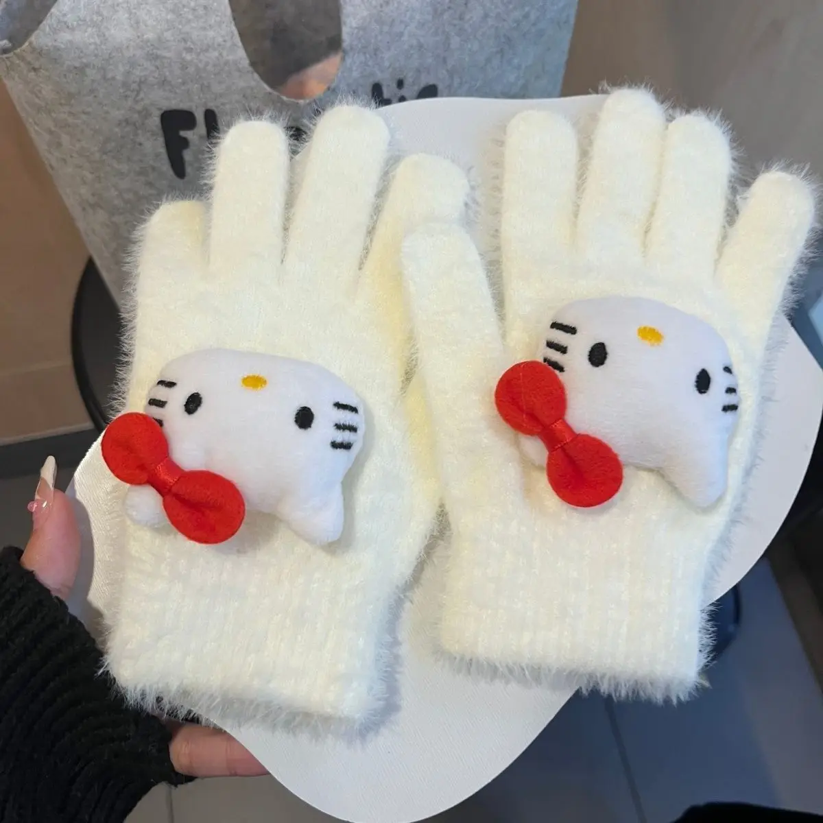 Плюшевые перчатки Miniso Hello Kitty Loopy для взрослых женщин зимние теплые плюшевые
