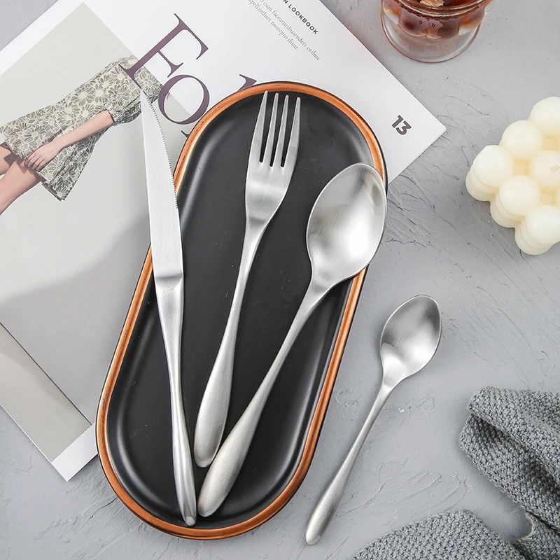 

GH 304 stainless steel Dutch style brushed silver main table knife, fork, spoon, commercial children's 4-piece Western tableware