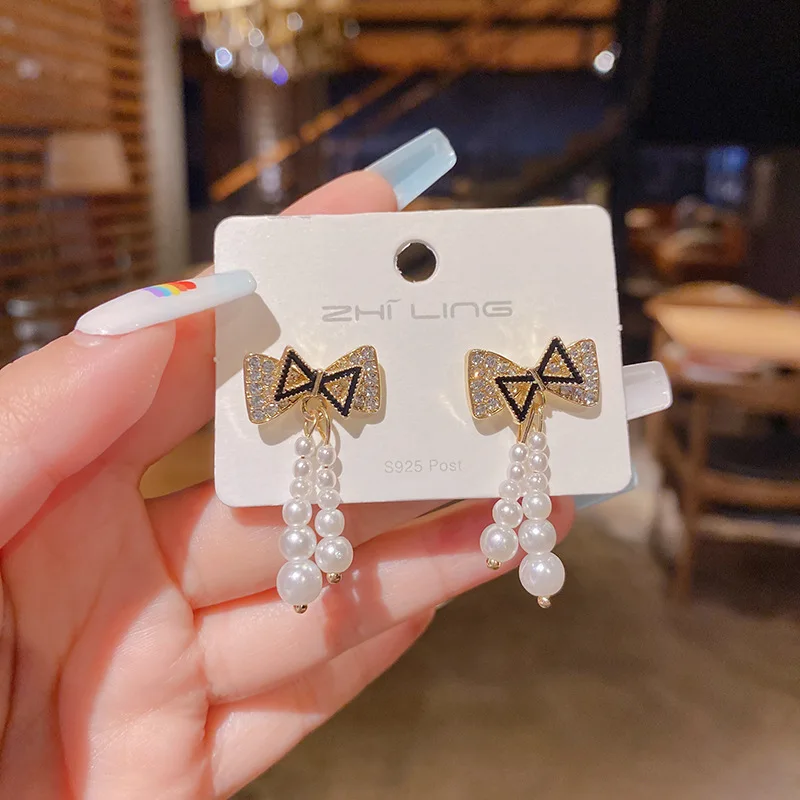

Bow Pearl Earrings Dangle Crystals Pendant Modern Women's Earrings 2022 Aesthetic Gift Korean style New In Jewelry Wholesale