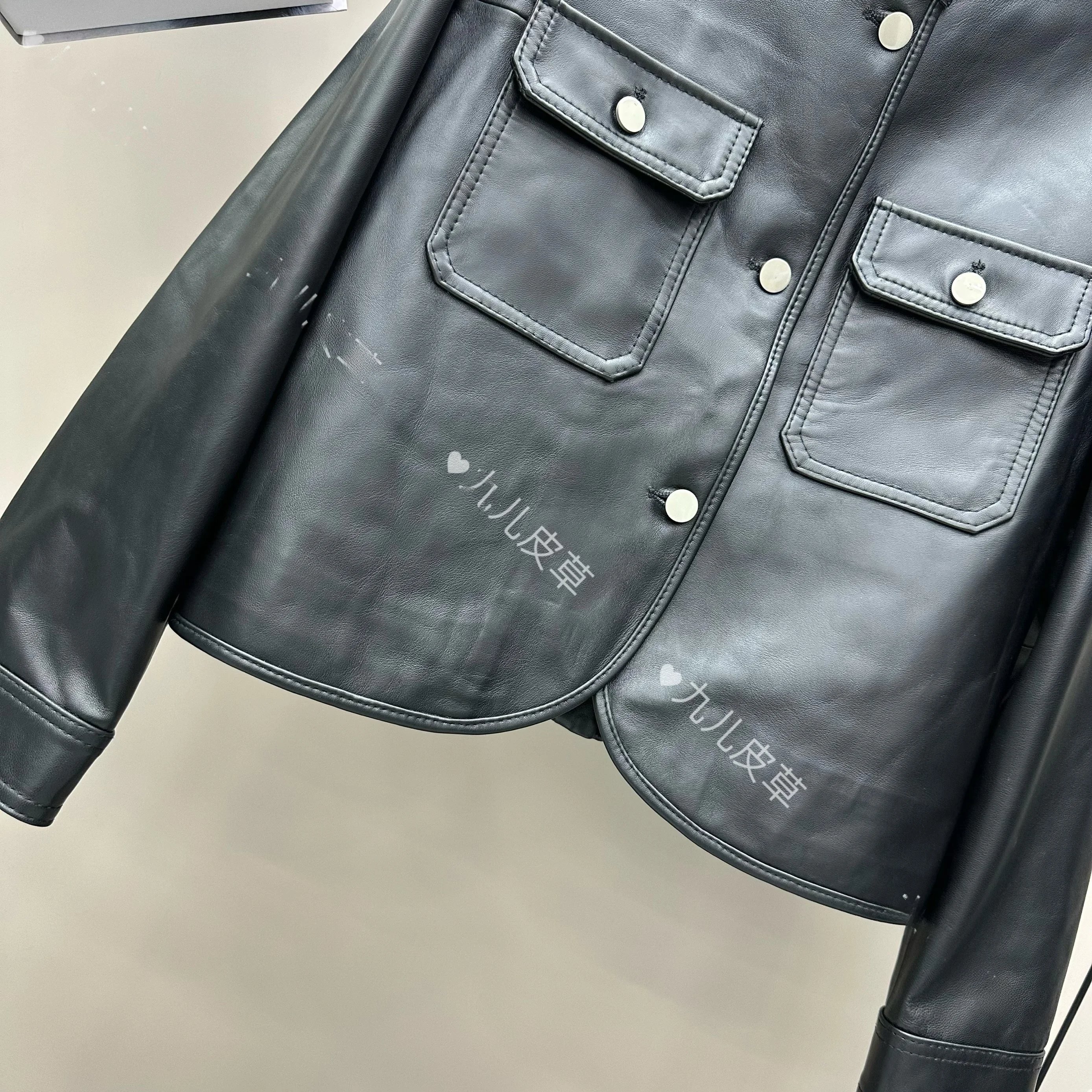 Осень 2024 новое женское пальто из натуральной кожи свободное утягивающее