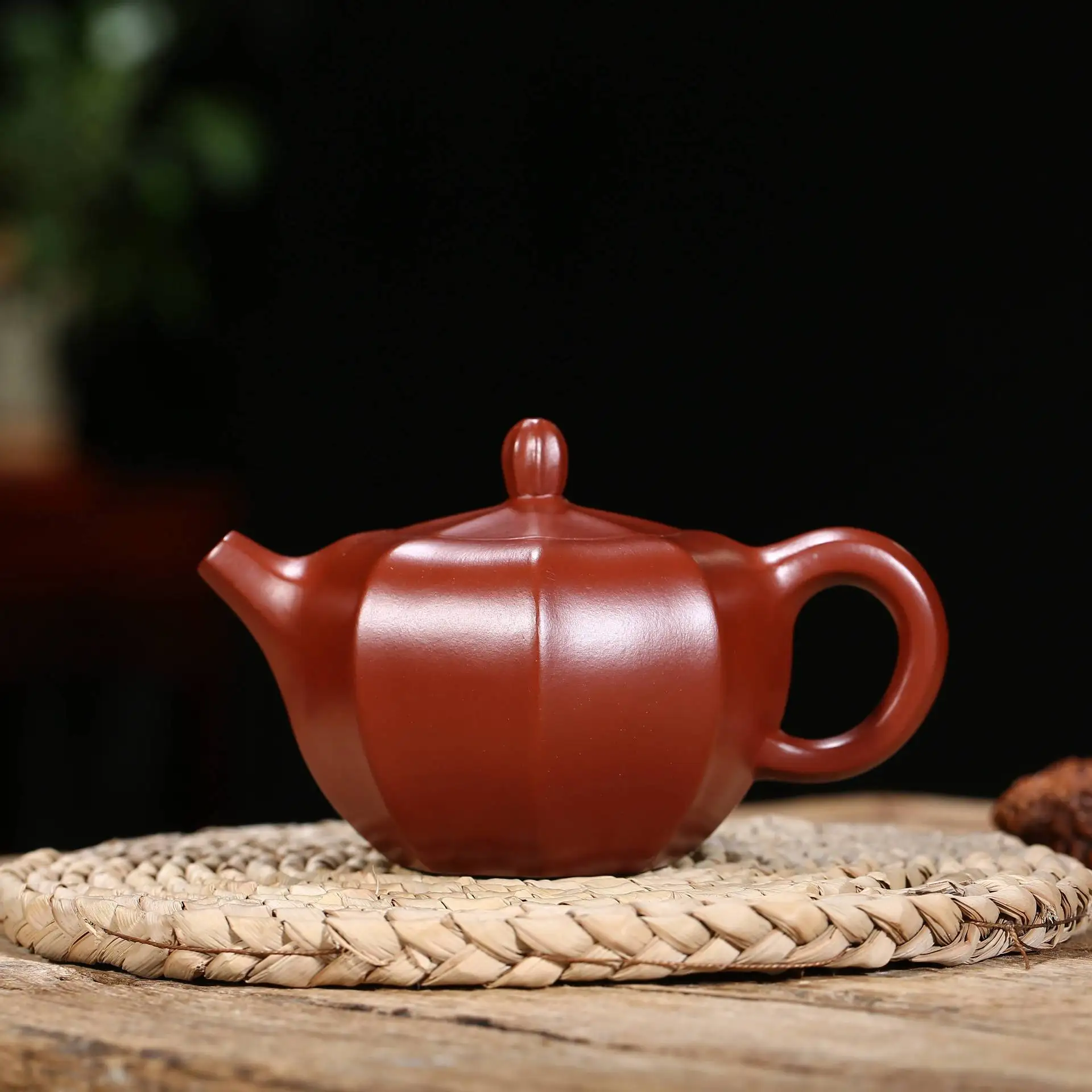 

Yixing Purple Clay Teapot Pot Raw Mine Dahongpao Diamond Pot Kung Fu Tea Set Teapot 245ml
