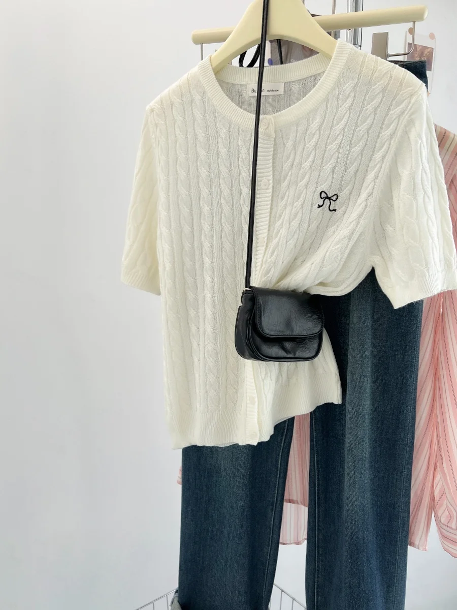 Big Brand Withdraw from Cupboard Cut the Tag off Pink round Neck Bow Embroidery Short sleeve Knit cardigan Women Summer Tempe...