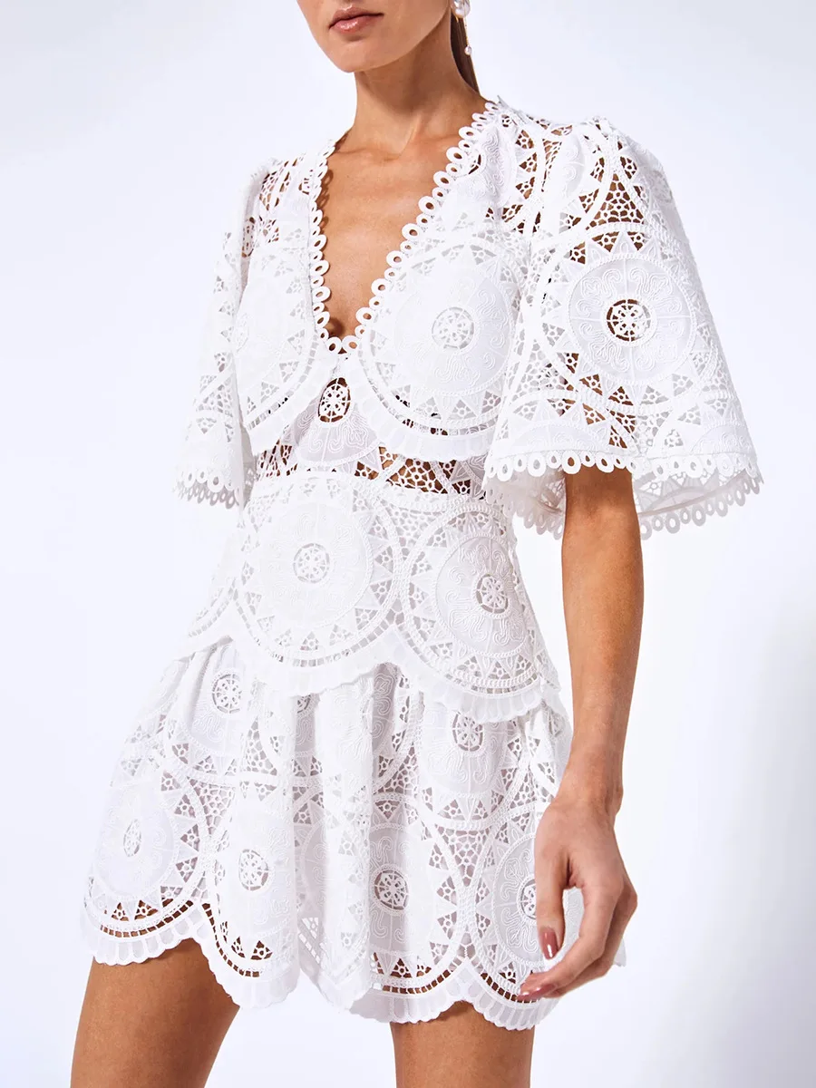

2023 Summer New Women's Short Dresses v-neck lace edge cut out Short sleeve dress French style retro fashion mini dress