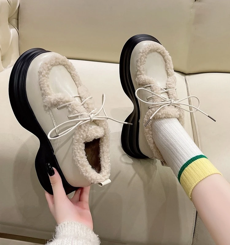 

British Style Winter Shoes Women Clogs Platform Casual Female Sneakers Round Toe Loafers Fur Modis Preppy New Creepers Slip-on 2