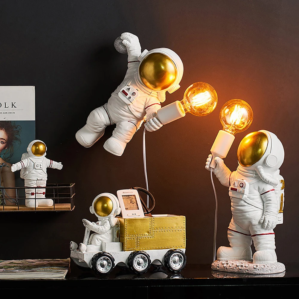 

Modern Astronaut Wall Lamp For Living Room Bedroom Children's Room Bedside Decor Wall Sconce Nordic Resin Modeling Wall Light
