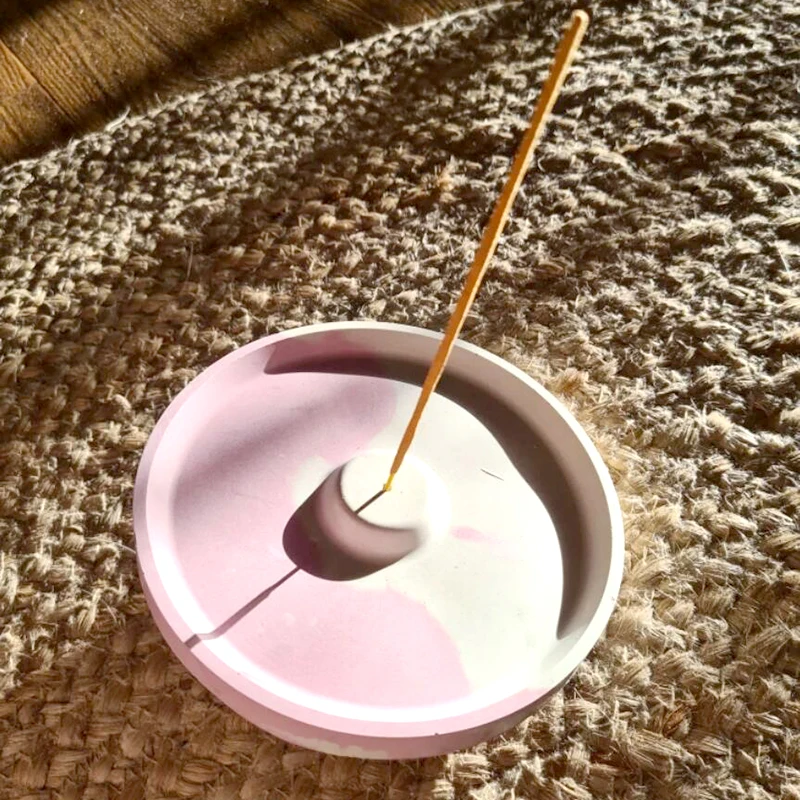 

Cement Incense Insert Tray Silicone Molds for DIY Plaster Concrete Aromatherapy Yoga Incense Stick Holder Mould Ashes Catcher