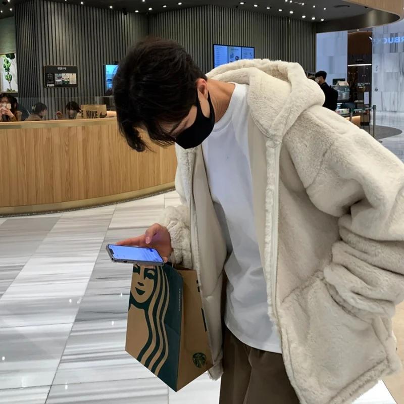 Winter Jacket Men Warm Fashion Casual Thickened Lamb Wool Jacket Men Korean Loose Short Coat Mens Oversize Thick Hooded Coat