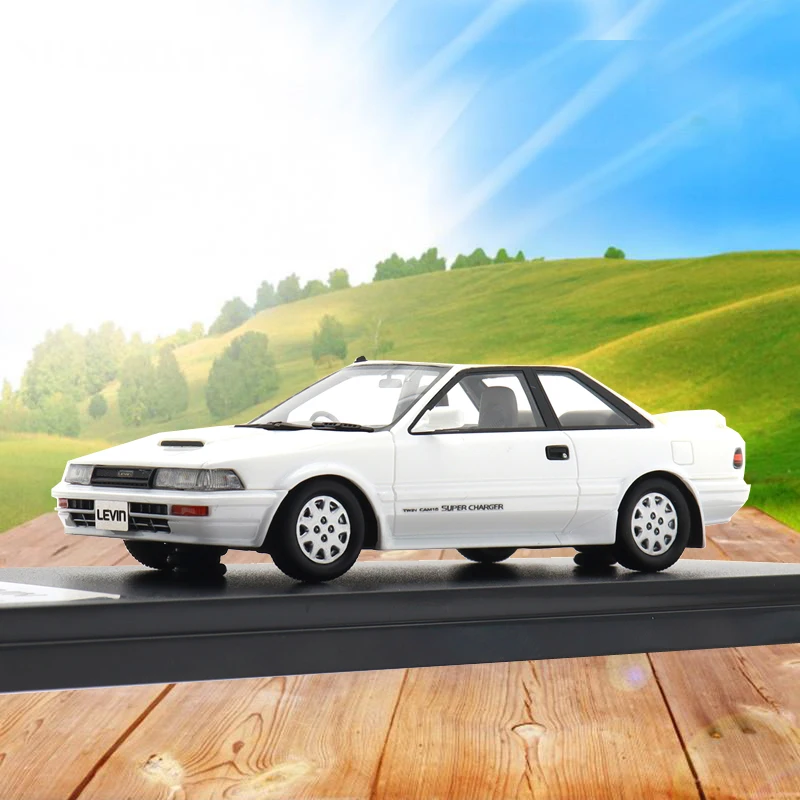 Передаточное соотношение 1:43 модель автомобиля Высокая коллекция имитаций