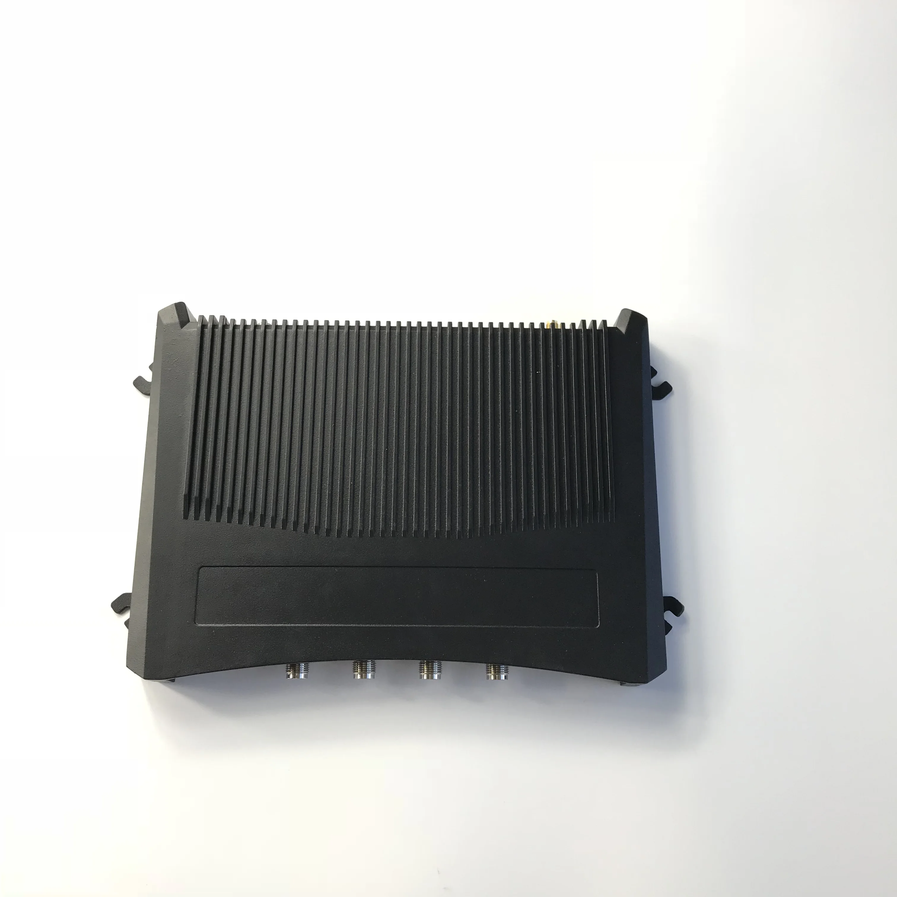 4-портовый UHF RFID фиксированный считыватель ISO18000 6C/6B протокол для отслеживания