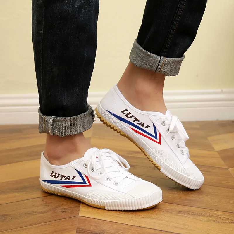 

Track Field Shoes Men Women Sports Canvas Lace Up Rubber Breathable Casual Ladies Vulcanized Martial Arts Shoes Plus Size 2022