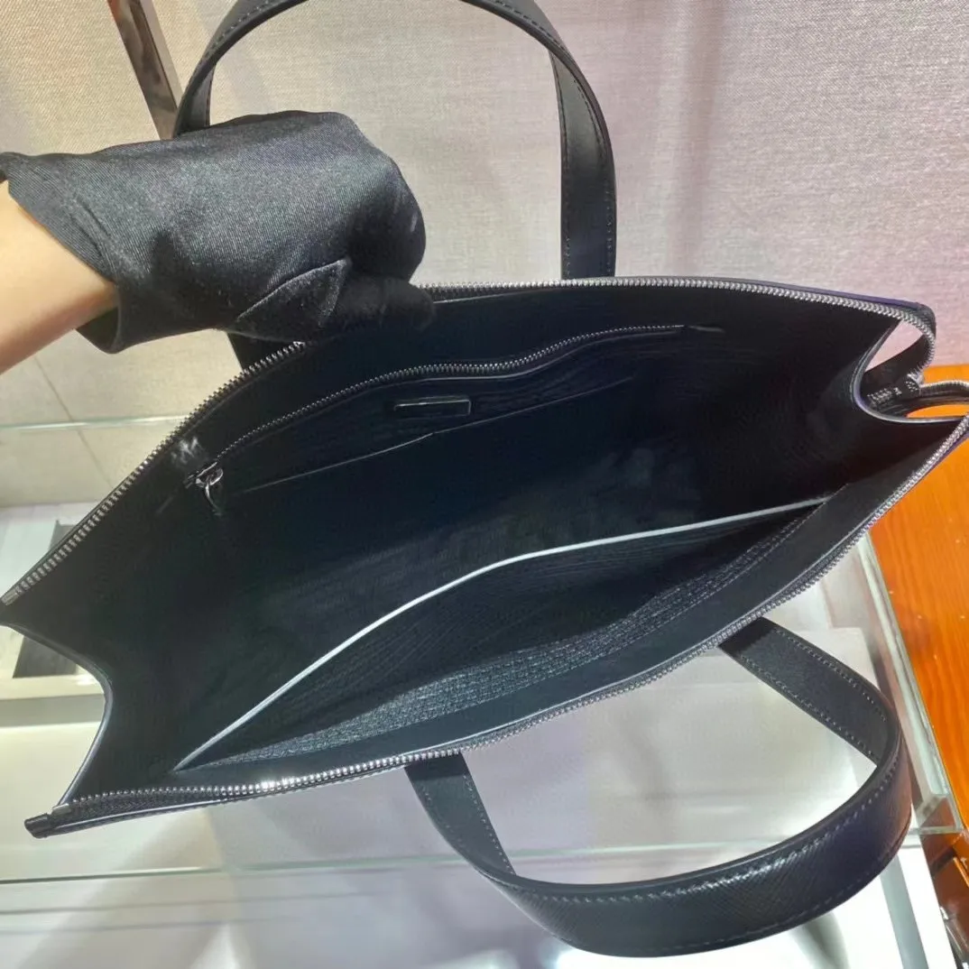 Classic Leather Briefcase Famous Brand Black Sample Smart Causal Messenger Bags High Quality Office Business Men Laptop bag