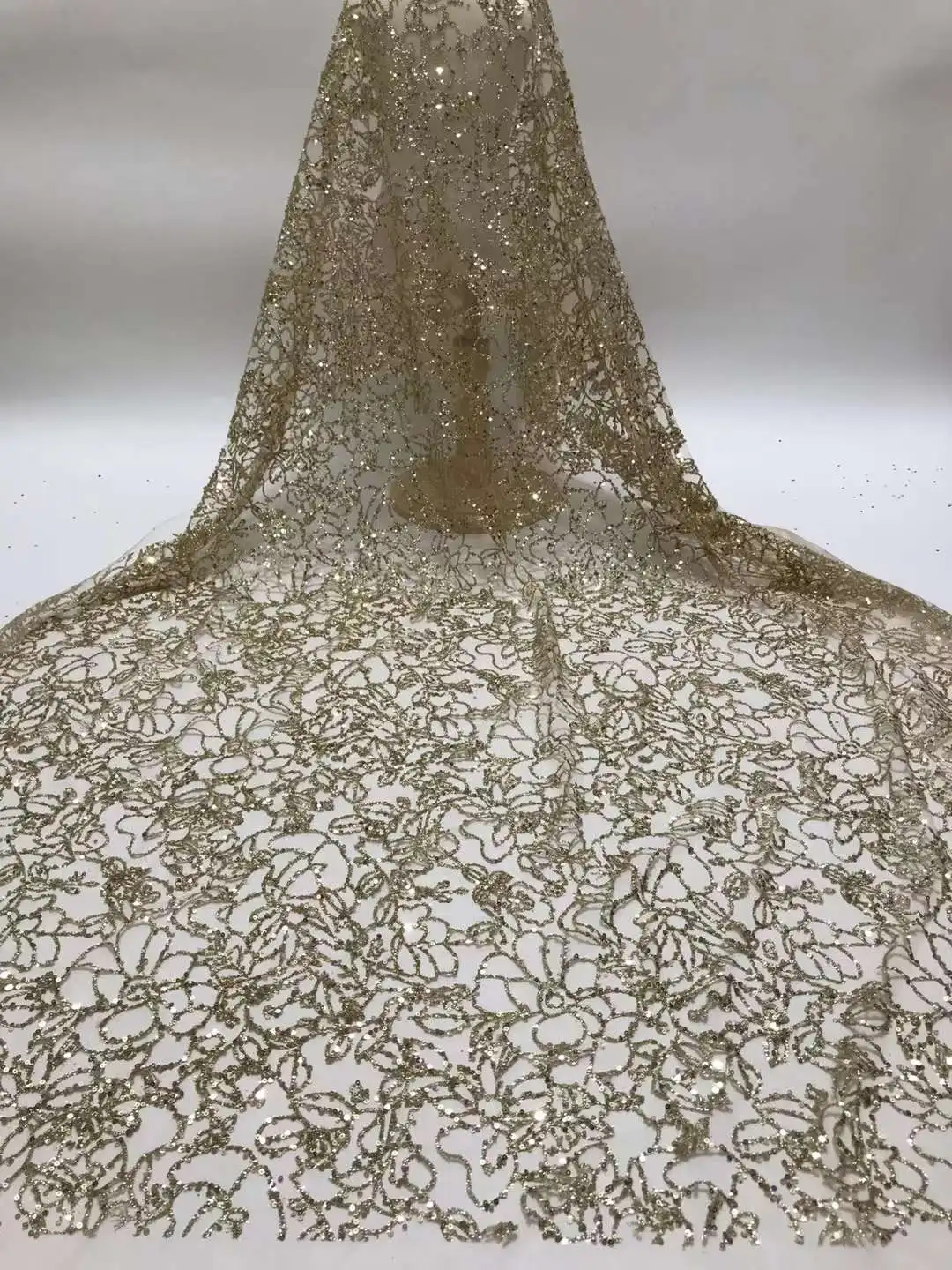 

African Sequins Mesh Lace Fabric 2023 High Quality Net Lace Nigerian French Tulle Lace Material For Wedding Party Dress 5 Yards