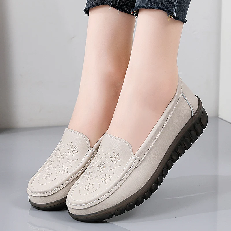 

Women's Shoes 2023 Spring Fashion Beige Casual Loafers Breathable Comfortable Flats Ladies Shoe Non-Slip Feminino Zapatos Mujer