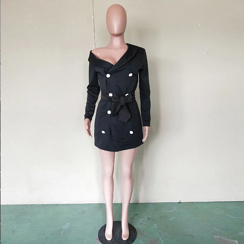 Женское офисное платье-блейзер двубортное облегающее мини-платье черного цвета
