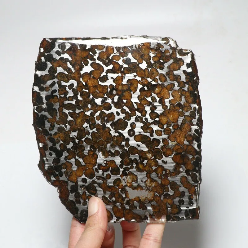 

249 г Красивые ломтики метеорита из Кении