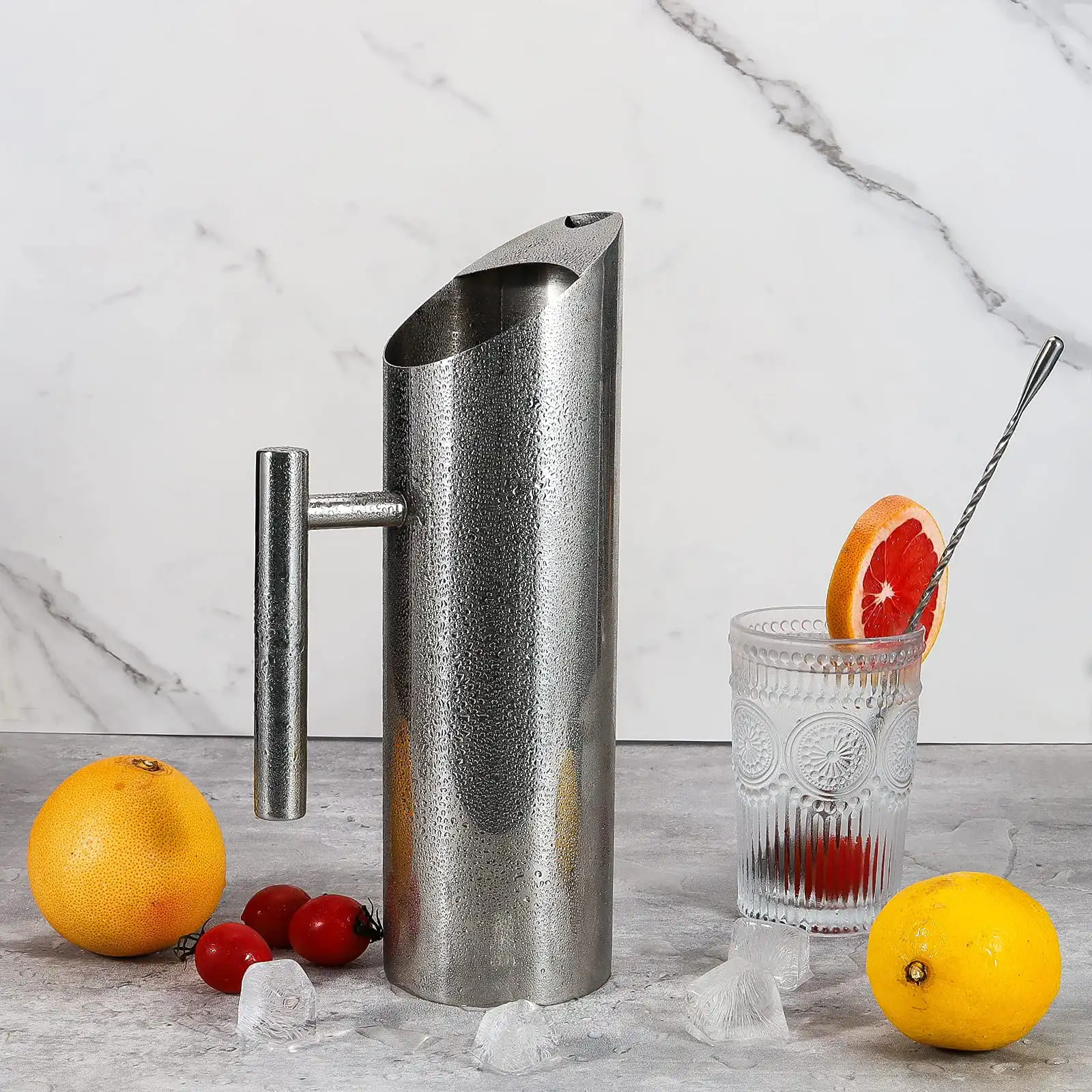 

Stainless Steel Water Pitcher Jug Bottle Cold Drinks Jar Container For Bar KTV Restaurant with Handle for Iced Tea Beverage Cara