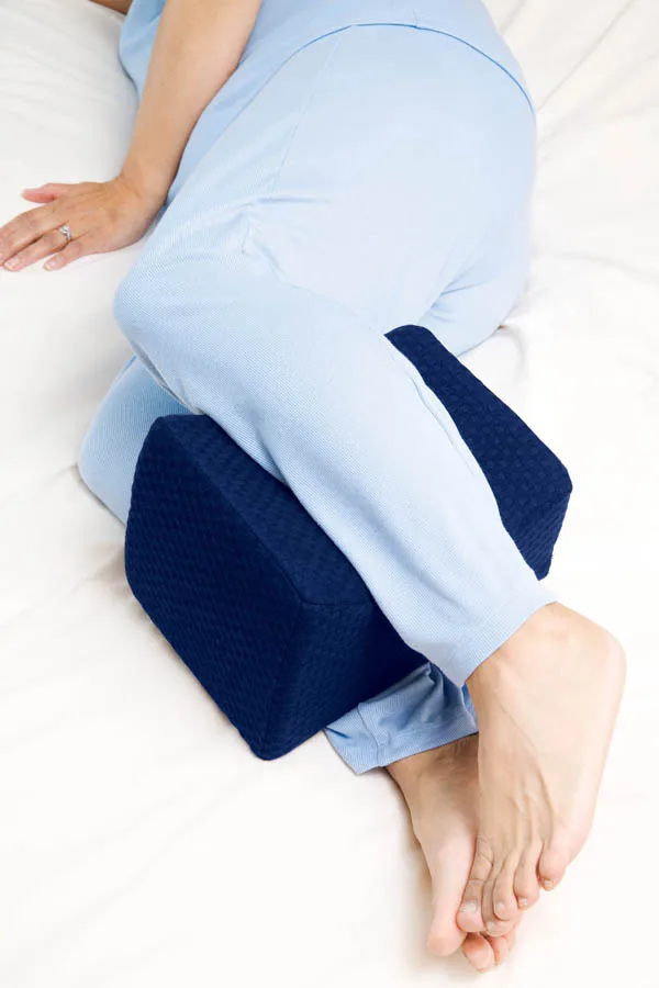 треугольная подушка для спины. Ergonomic sleep. Memory foam lumbar support pillow. ортопедическая подушка под колени. сжатая подушка.