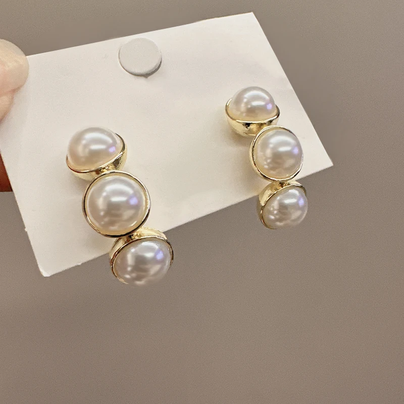 Французские серьги-гвоздики в стиле ретро с жемчугом и геометрическим узором из