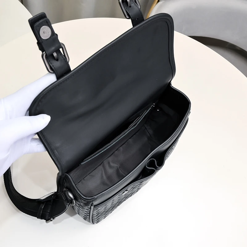 Рисунок 6 - Сумка-мессенджер IFS мужская из натуральной кожи