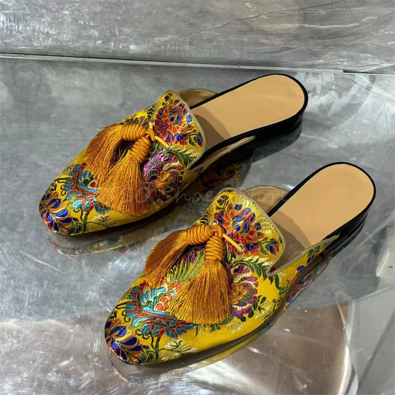 Черные атласные получешки с вышивкой для мужчин