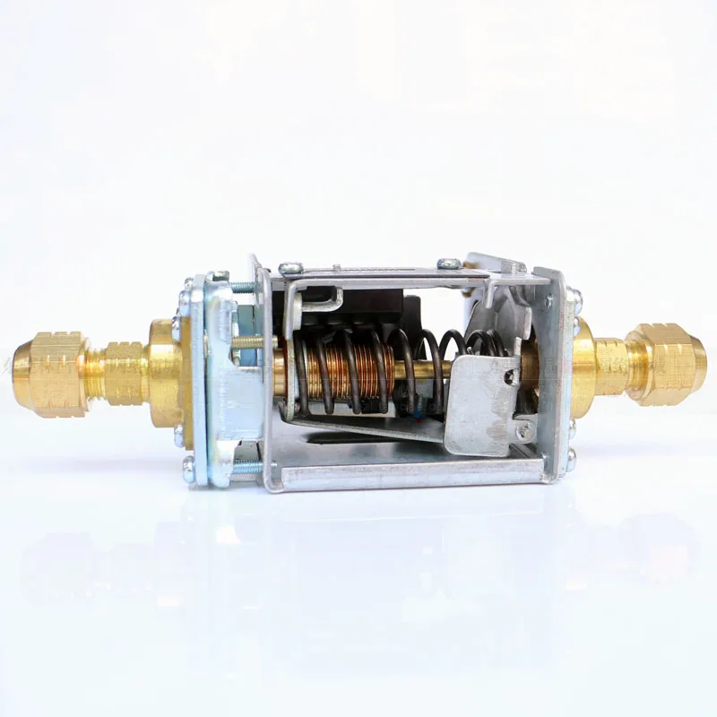 датчик перепада давления regin dmd. дифференциальный регулятор давления. дифференциальный регулятор давления. стабилизатор дифференциального давления. дифференциальный регулятор давления.