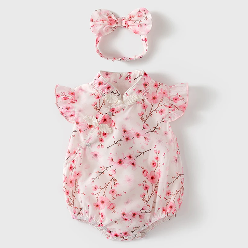 

Комбинезон для маленьких девочек + повязка на голову с летящим рукавом и цветочным принтом, боди для маленьких девочек, летняя одежда для ма...