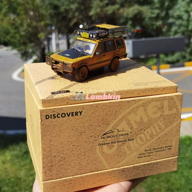 Почти настоящий 1:43 для Range Rover Discovery первого поколения Camel Cup Kalimantan Station 1996 модель