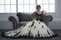 gothic ivory and black wedding dress for bride appliques lace sleeveless long vintage wedding gowns court train vestido de novia