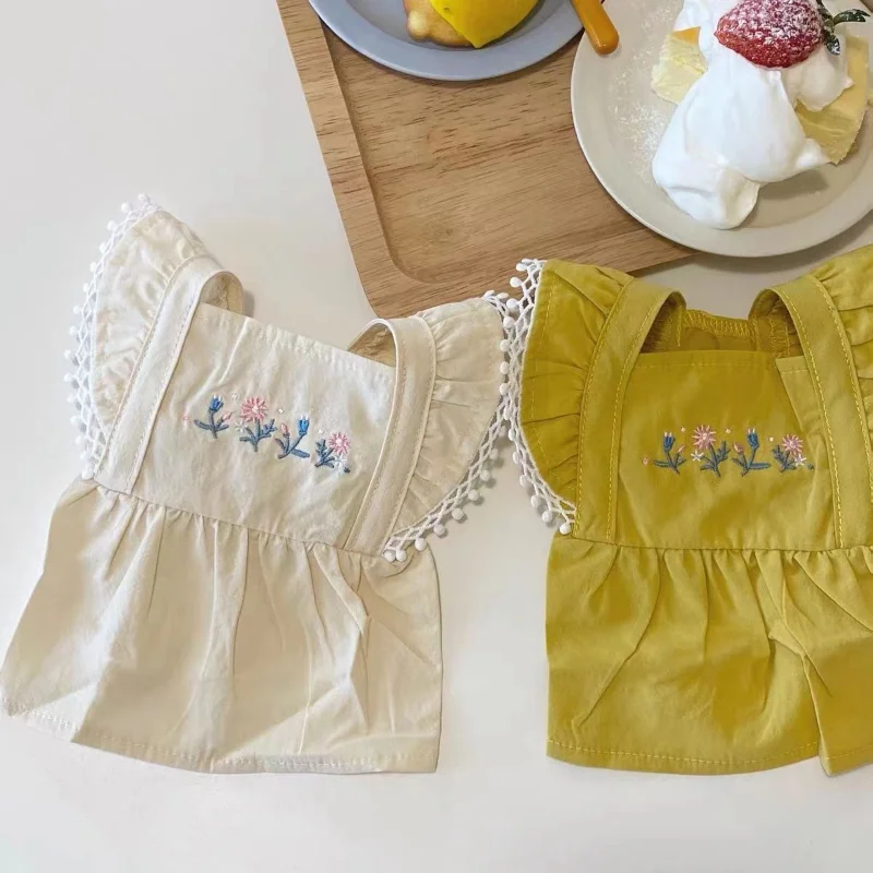 

Платье с цветочной вышивкой, одежда для собак, свисающий рукав, милый костюм, одежда для маленьких собак, кошек, корейская мода, милые тонкие ...