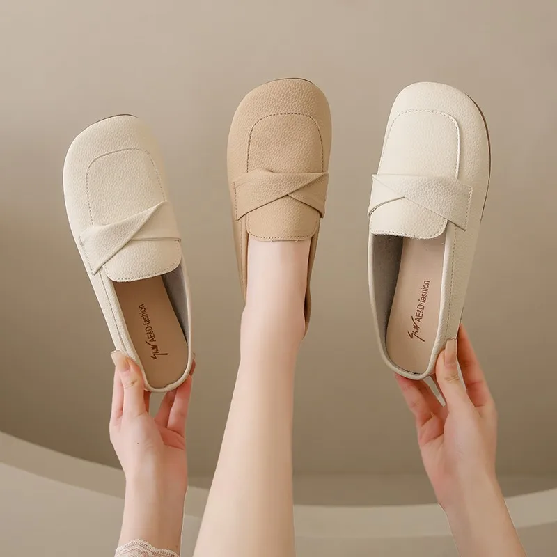 

Шлепанцы женские на плоской подошве, сланцы, с закрытым носком, резиновая обувь, модные мягкие Гавайские Роскошные базовые, из ПУ кожи, 2023