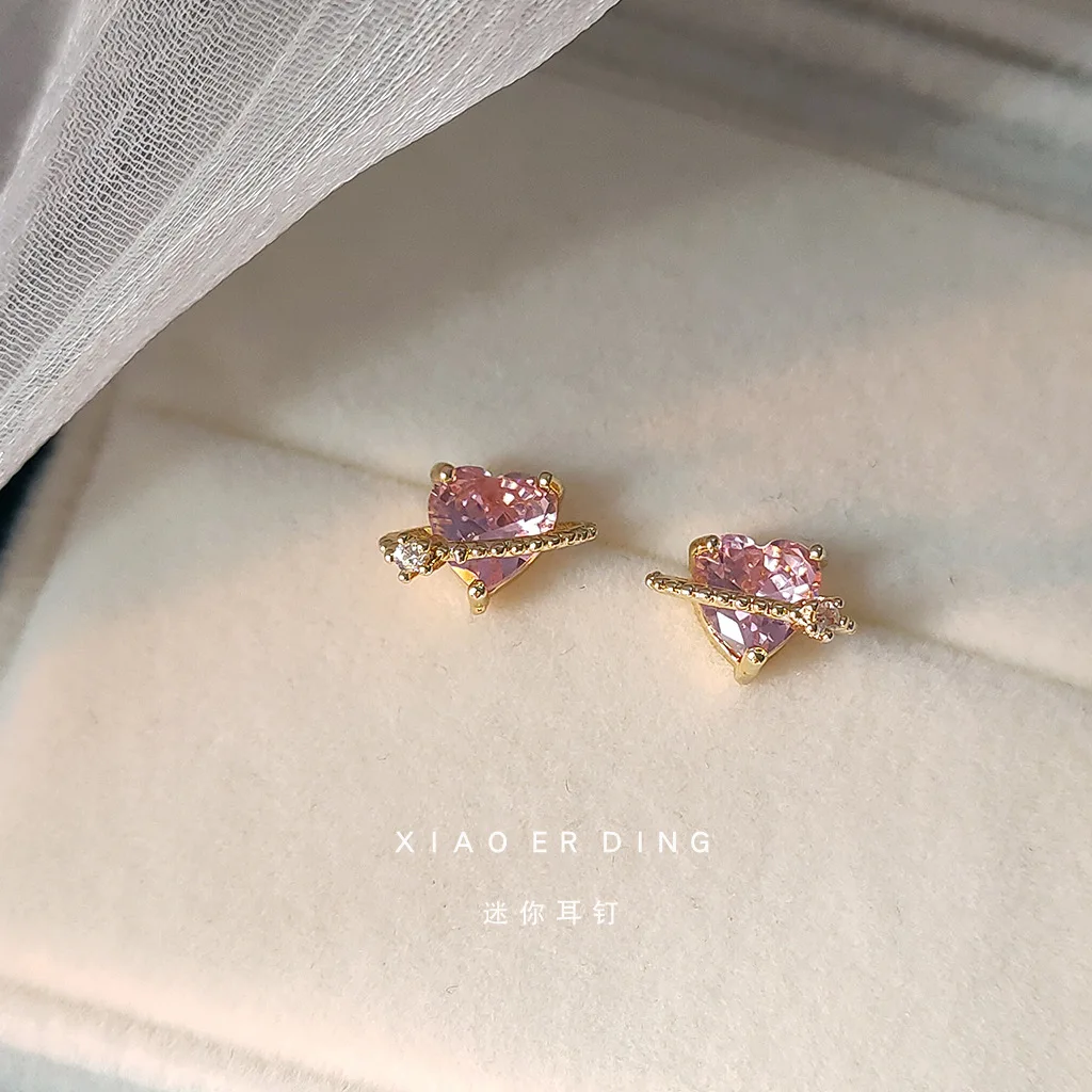 

Micro-set zircon love heart ~ 925 silver needle plated 14K heart shaped stud earrings ins sweet cute simple small earrings