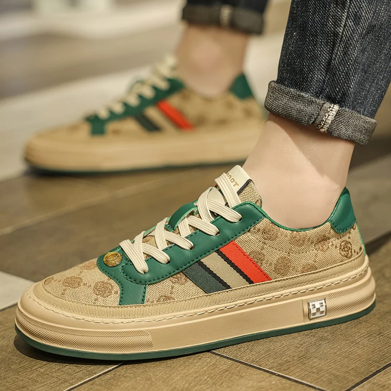 

Men's Casual Outdoor Sneaker Thick Bottom Sport Shoes Basketball Sneakers Non-slip Comfortable Soft Walking Shoes Male 39-44