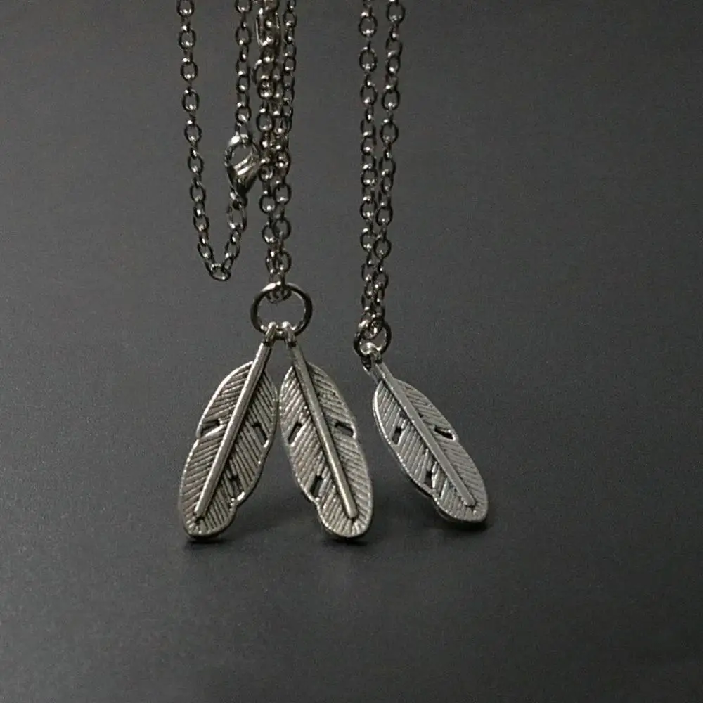 

10pcs Pendant Jewelry Girl Women Feather Pendant Necklace