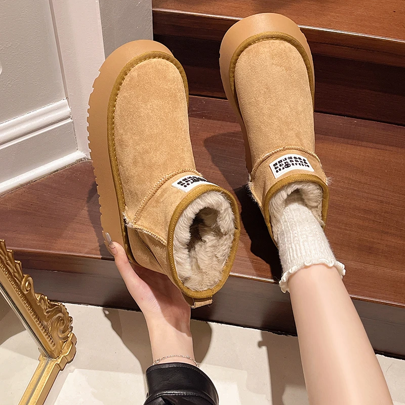 Обувь Белые сапоги до середины икры. Зимняя обувь. Австралийские сапоги. Женские