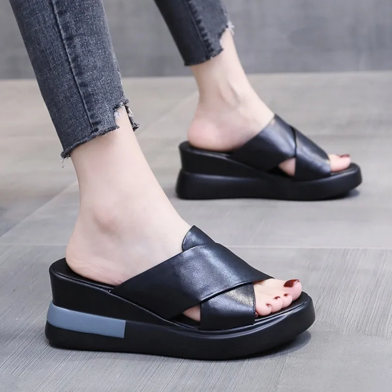 

Women Sandals and Wedges Slippers 2023 Summer New Thick-soled Slippers Women's Platform Fashion High-heeled Sheos