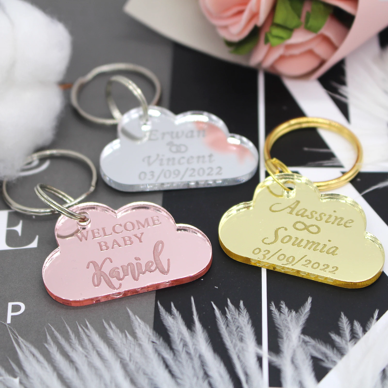 

50*Personalized Engraved Acrylic Cloud Keychains Baby Baptism Princess Birthday Party Key Ring Small Gifts Custom Wedding Gifts