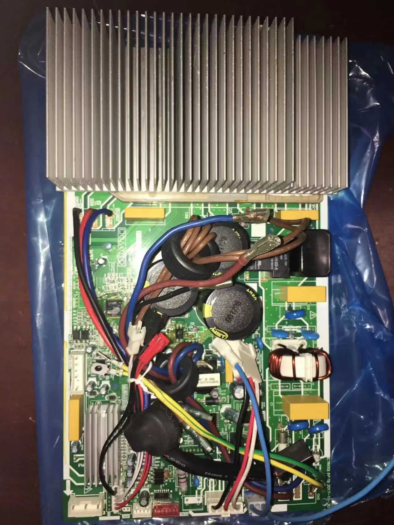 17122200002247 материнская плата 17122000040700 универсальная внешняя KFR-72W/BP2