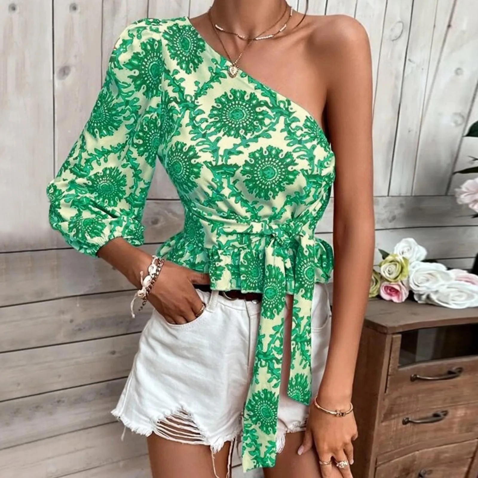 

Женский топ на одно плечо с принтом, с оборками на Подоле и бретельками, тренировочные Топы для женщин, свободный крой