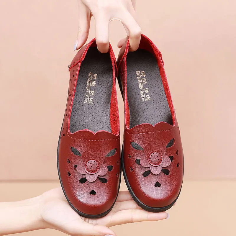 Hollow-out Women Flats Soft Moccasins Leather Woman Loafers Shoes Luxury Women Soft Bottom Spring Summer Casual Shoes