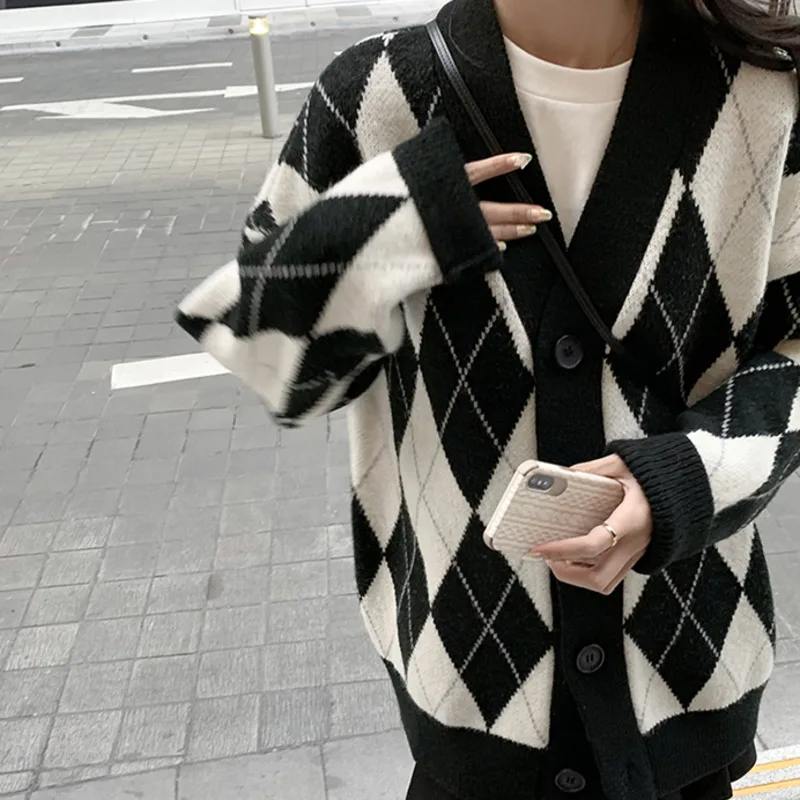 

Fashion V Neck Knit Single-Breasted Women's Sweater Single Breasted Retro Slouchy Rhombus Casual Loose Knitted Cardigans Top New