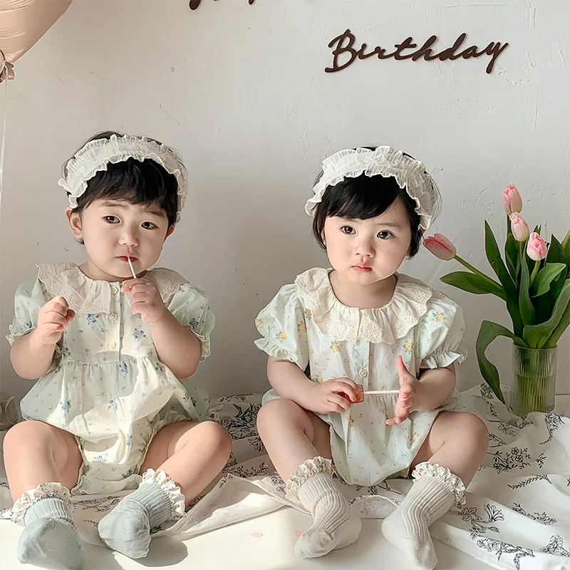 

Новинка 2023, летняя одежда для маленьких девочек, наряды, Комбинезоны для маленьких девочек с цветочным принтом, повседневная детская одежда, милые детские комбинезоны