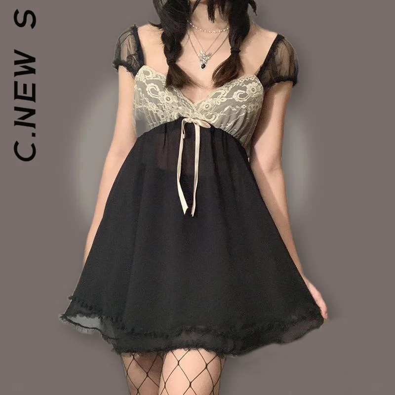 Женское шифоновое платье составного кроя с квадратным вырезом |