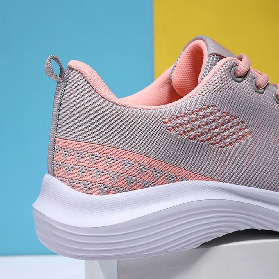 Loekeah Fashion Ladies Running Shoes Comfortable Soft Mesh Casual Shoes Breathable Flat Sneakers For Outdoor Sports Tennis
