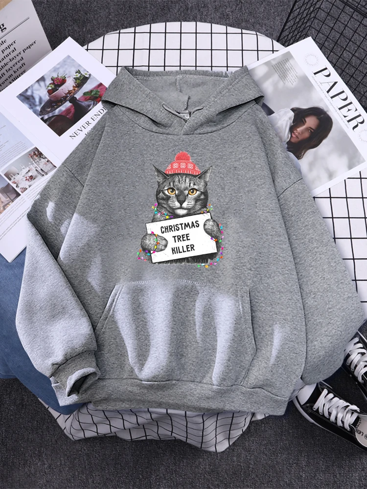 Женский пуловер с принтом ёлки круглым вырезом