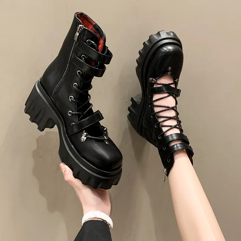 

Spring 2023 New Style Minimalistic N Spice Hollow Cross-straps Roman Sandals