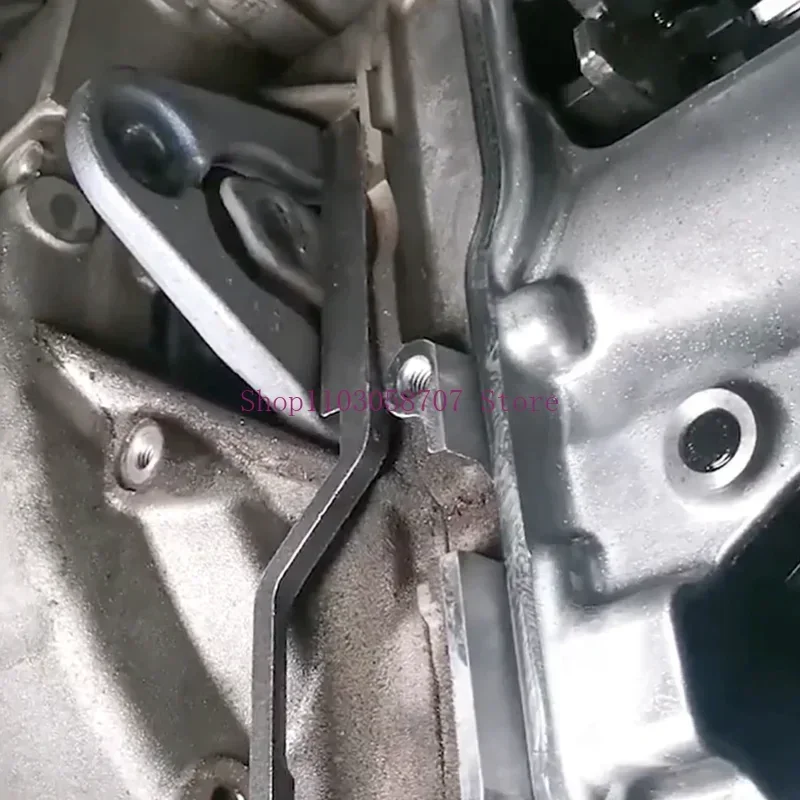 Инструмент для разборки электромеханического блока трансмиссии Volkswagen Audi DSG 0AM