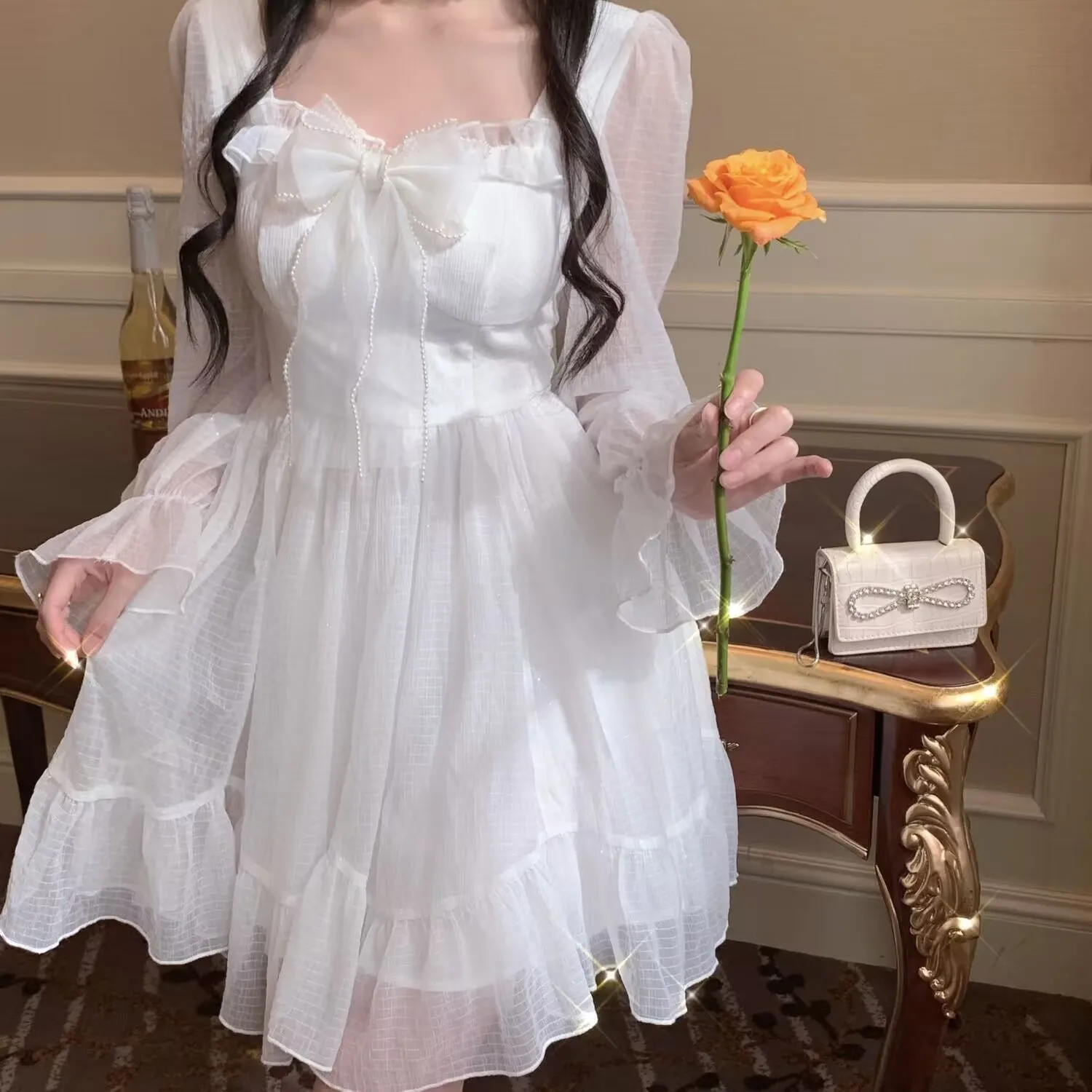 

Белое милое женское шифоновое платье в стиле Лолита, мини-платья с длинным рукавом и бантом, волшебное платье с оборками и квадратным вырезом в стиле пэчворк