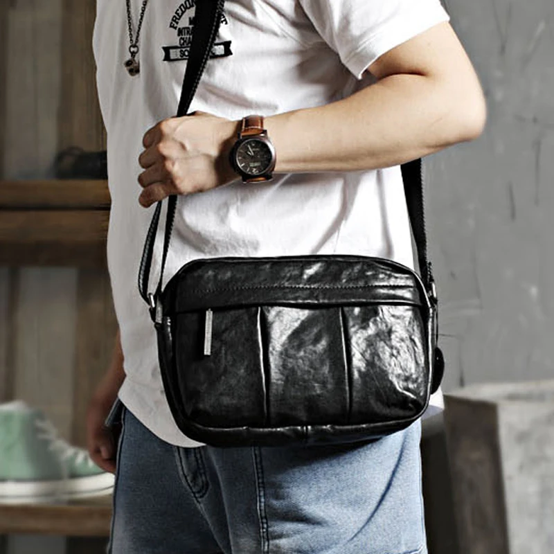 

Мужская сумка-мессенджер AETOO, Мягкая Повседневная сумочка из воловьей кожи, цвет черный, растительного дубления, кожаный чехол