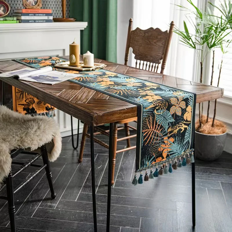 

Luxury Fabric with Handmade Tasseled Plant Table Runner Wedding Party Supplies