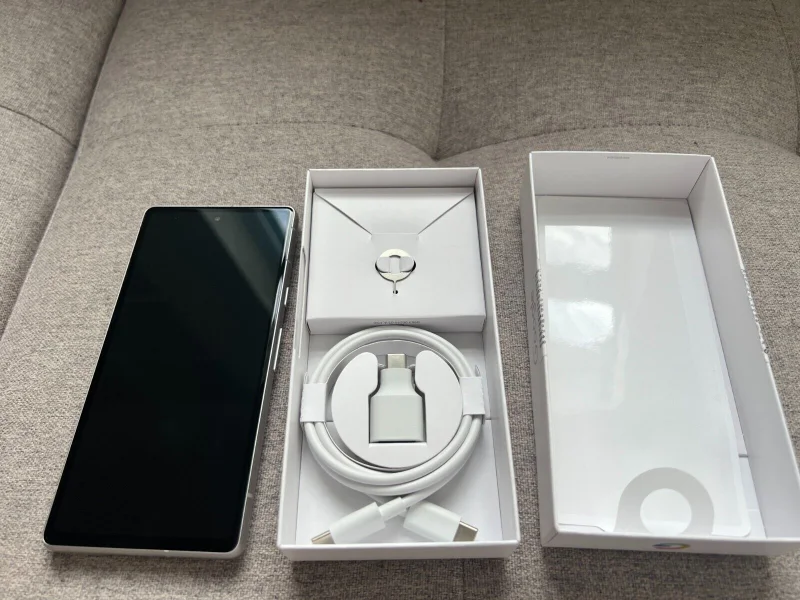 Смартфон Google Pixel 7a 8/128ГБ global б/у